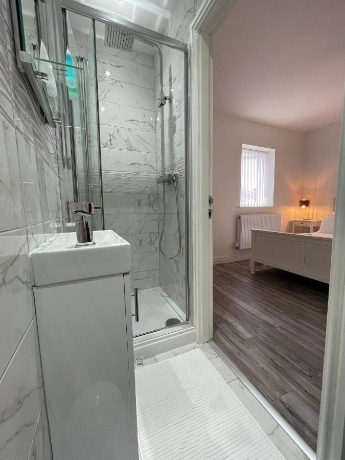 Citybreaks Rooms With Free Parking Liverpool Extérieur photo