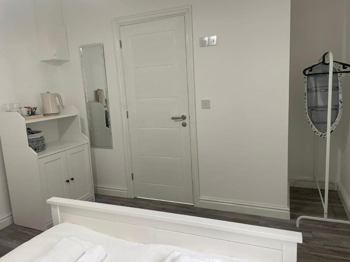 Citybreaks Rooms With Free Parking Liverpool Extérieur photo